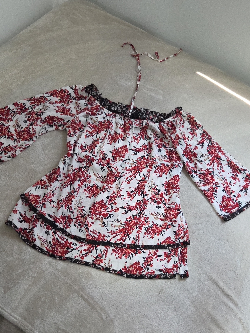 White House Black Market White Blouse with Red Floral Print and Black Trim